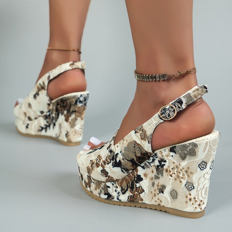 Plus Size Wedge Sandals European And American Fashion Embroidery Height Increasing