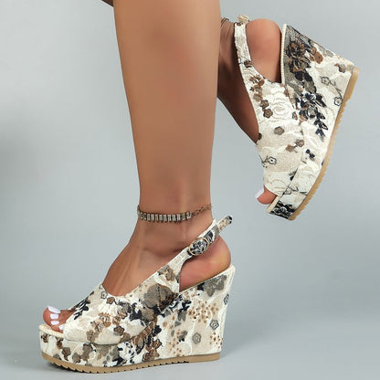 Plus Size Wedge Sandals European And American Fashion Embroidery Height Increasing