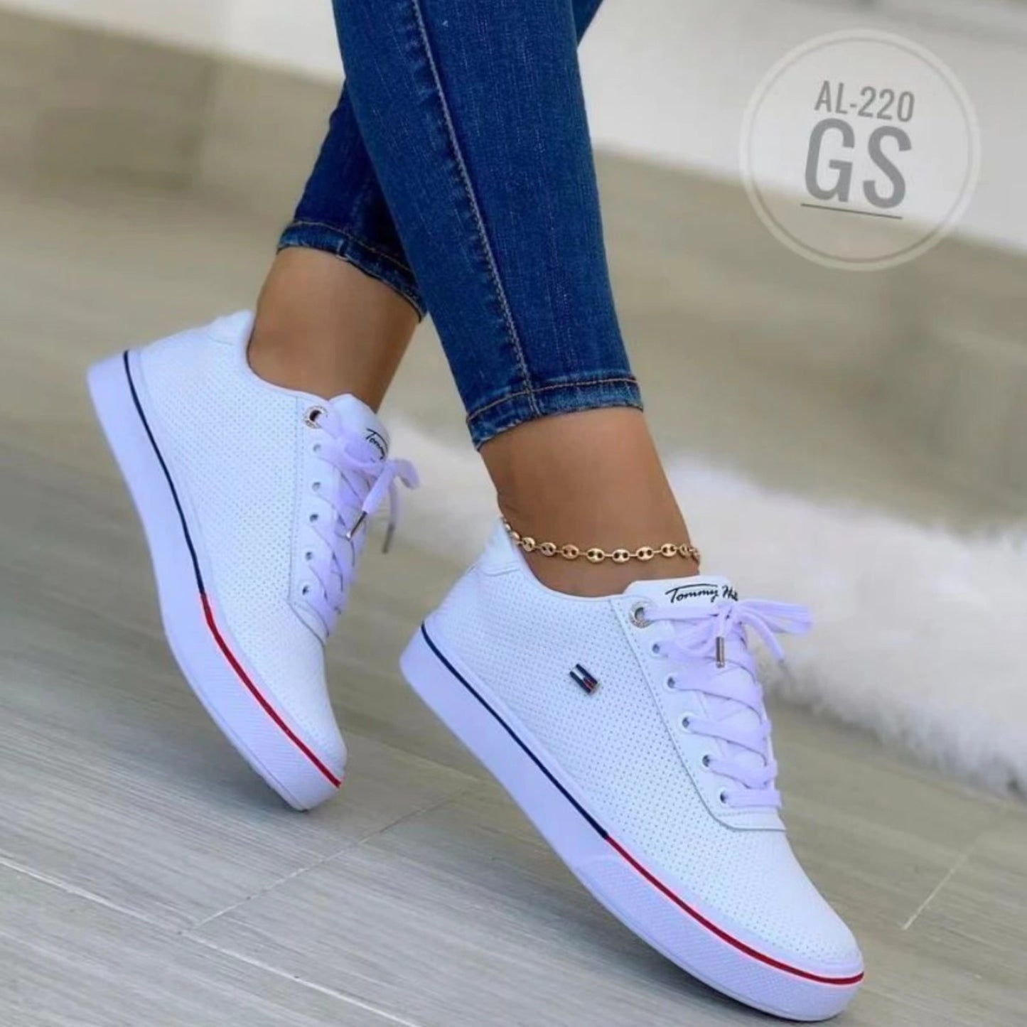 Plus Size Lace Up Casual Women's Flat Shoes