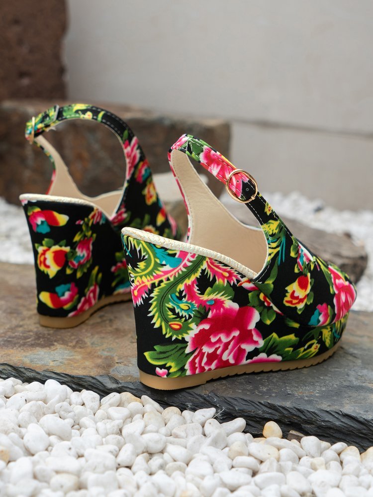 Plus Size Wedge Sandals European And American Fashion Embroidery Height Increasing